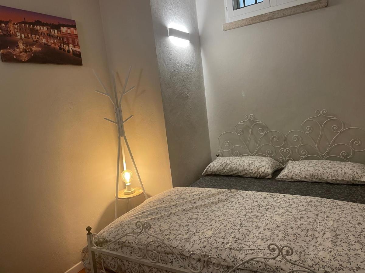 Bilocale Centro Storico Cesena Casa Ludo Apartment Bagian luar foto